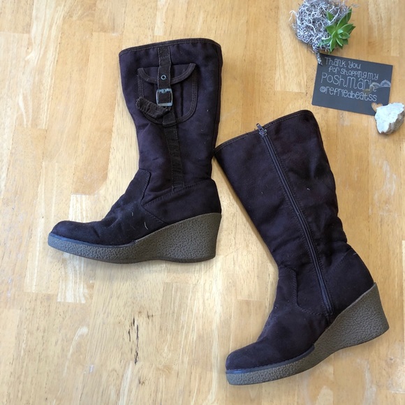 Brown Boots - Picture 2 of 5